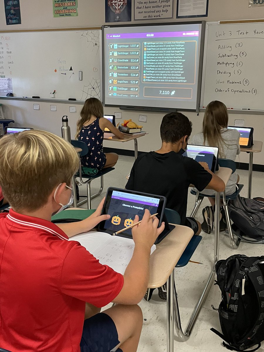 mgarrity05's tweet photo. Love @PlayBlooket to help review fractions! #pdsms https://t.co/50T8hhSTg3