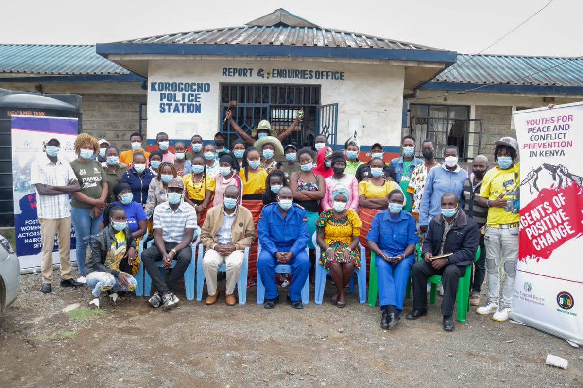 AgalaNdege's tweet photo. Yesterday goes down in history with women, youth leaders and the police shared a meal at the police station after a great dialogue session on matters peace and security.
@LPI_voices @AfricanDaughta @Easich_finest @YouthUpcoming @UCLGPeacePrize @PlusPeaceCo @icglryouthke https://t.co/s3Jjh4Ch4j