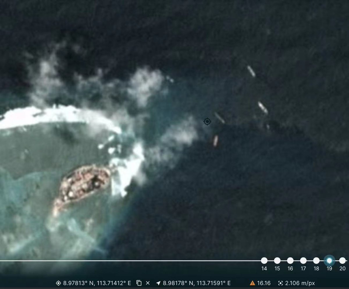 Another round of construction on Vietnam-occupied #PearsonReef seems to be going on again, with engineering and transport ships spotted nearby.
Image: <a href="/planet/">Planet</a>.