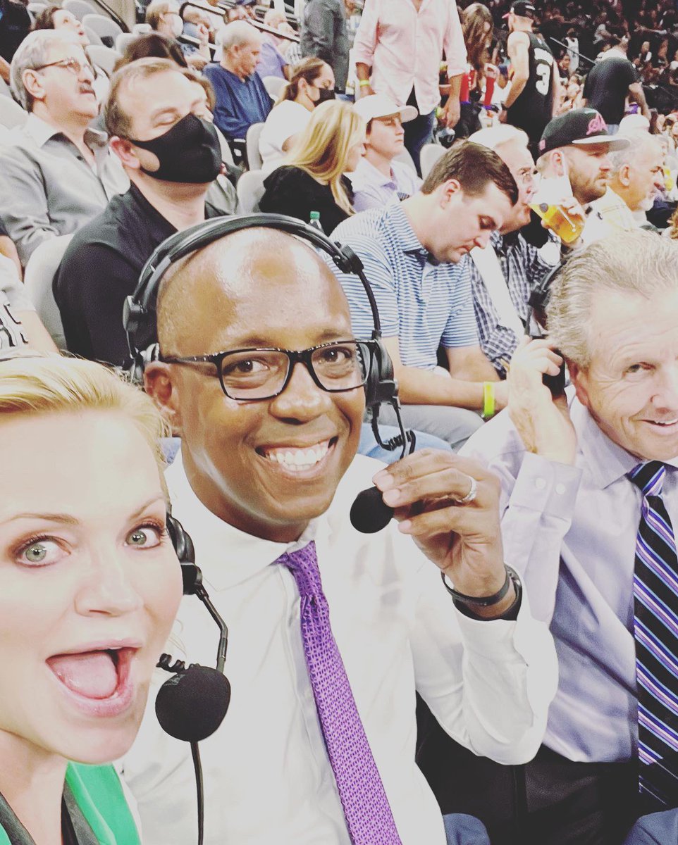 Michelle Beadle tweet media