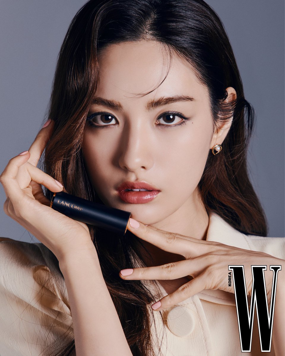 [NEWS] #WKorea PHOTO📸

#나나 #NANA #광고 #협찬
