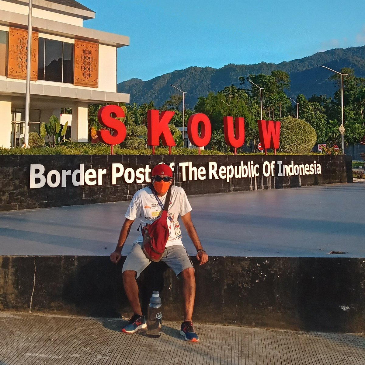 leonardtanasale's tweet image. Border Post 🇮🇩 ➡️ Papua New Guinea 🇵🇬 #skouw #Papua #borderpost #PNG