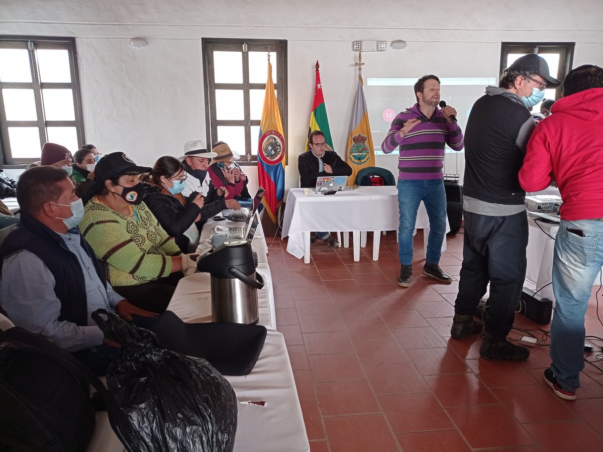 asomineros's tweet photo. #AEstaHora nos encontramos en el 2do Día de Reunión de Concertación. #Asomineros presente junto a la Comunidad. 
Vetanos los invitamos a acompañarnos en la Casa Real Minera. 
#LaParticipaciónEsLaClave https://t.co/xE5D5j3u9E