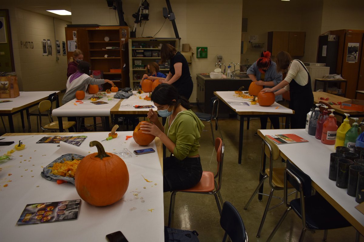 Art+Design Club members working hard on creating some seasonally appropriate designs! #lzhsartdesign #spooky #thrillerthemesong #kristenlaj #winkart1 #lzhsfinearts