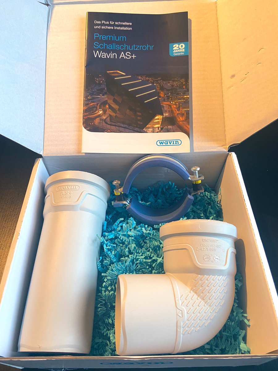HEIZUNG_24com's tweet photo. Werbung. Jetzt ist es endlich da. Das Wavin AS+ Musterpaket. Abflussrohr high quality. Dankeschön @wavin_gmbh
Die Wavin Produkte findet ihr auch in unseren Shop.
#wavin #wavinas #abfluss #abflussrohr #installationssystem #wavintigris #abwassertechnik #schallschutzrohr #heizung24 https://t.co/jnZj86XOwA