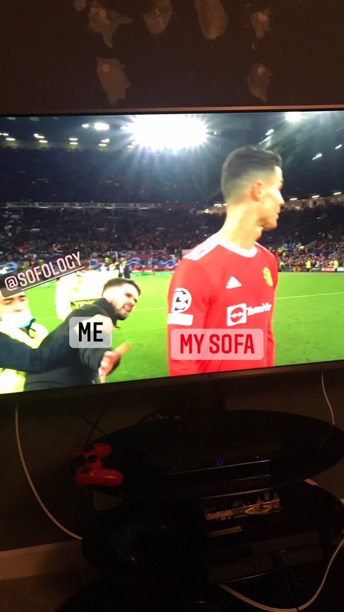 CharlieMews's tweet photo. @Sofology @SofologyHelp #sofology #ManUtdAtalanta #Ronaldo #ManUtd https://t.co/spk7HQ6Wdv