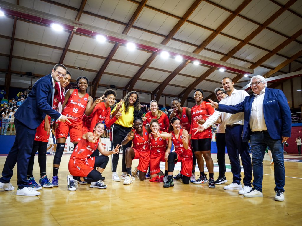 Ici, c’est la Roche. 🐯

Tigers. Tigresses. 👏

📸 - <a href="/titouanmch/">Titouan 🧨</a>