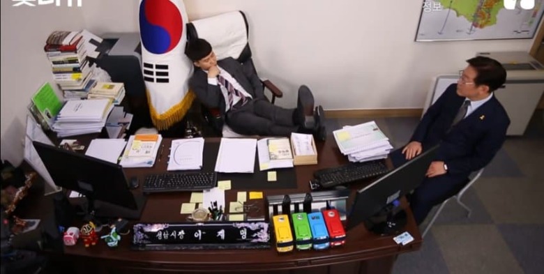 newsgongjang's tweet photo. 다 조폭인가요!? ㅋㅋㅋ https://t.co/kwnuhEVjLC