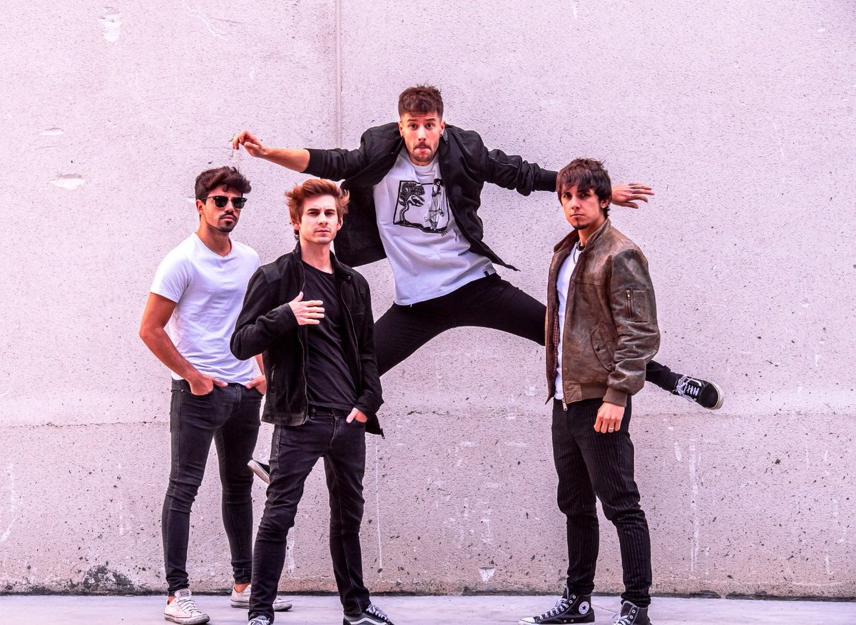 MADRID estamos listos!!!!

Y tú? Aún quedan unas 20 entradas en Wegow o mañana en taquilla ❤