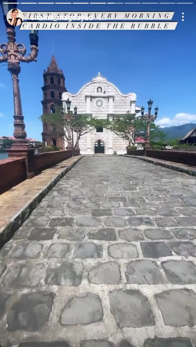 shaimart_ofc's tweet photo. Yung jino joke lang namin dati yung setting ng Gloria Regali tapos ngayon shooting site nila. Shutaca. https://t.co/MQHzNIUCAM