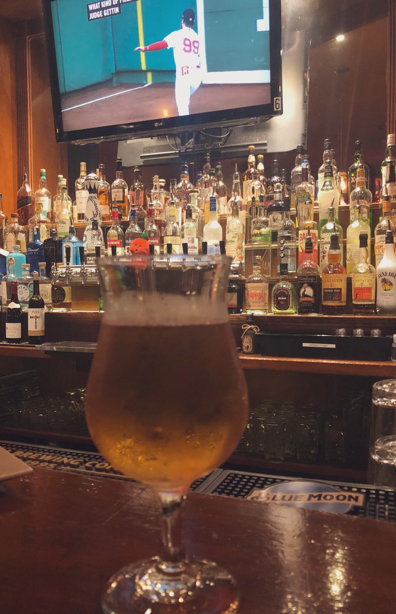 Debsam1760's tweet photo. #CiderOclock #GoRedSox https://t.co/FbeCTEs5cR