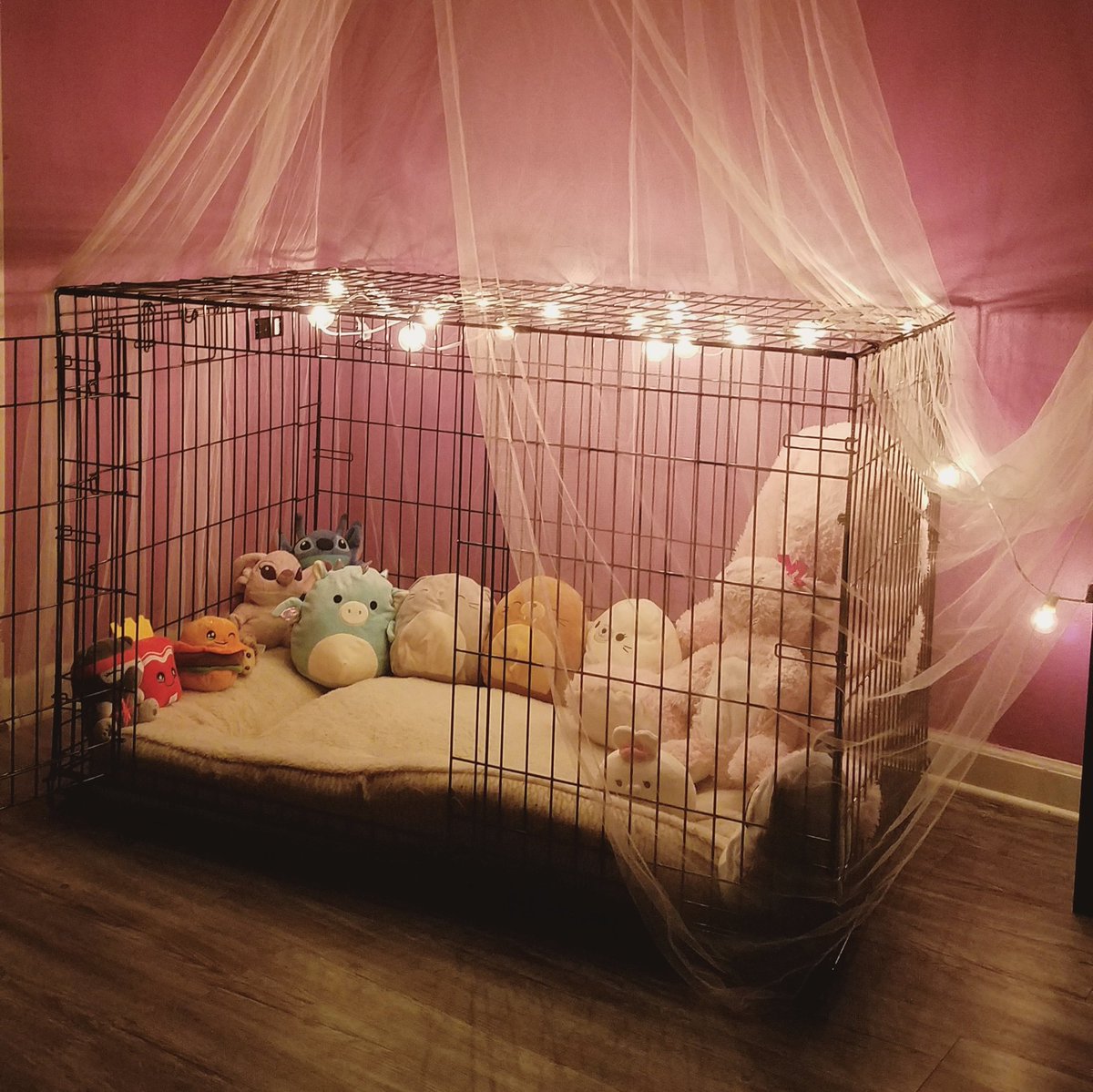 SinBeforeMe's tweet photo. ctw : pet play , bedtime stories

Cutely decorated with lights, fluffy
pillows, and their softest blankies;
A dom reads their pet to sleep
in their cage with their favorite
stuffies.

The dom showing their love and
affection by sliding their fingers
into the cage to be licked. https://t.co/c6tn2I2J7n