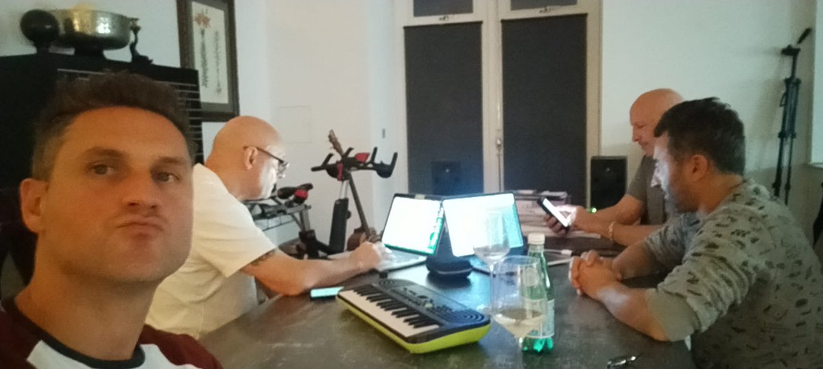 TheFreds's tweet photo. Excellent session with @NegDupree and #NathanEDrake https://t.co/7ihV1zcHpT