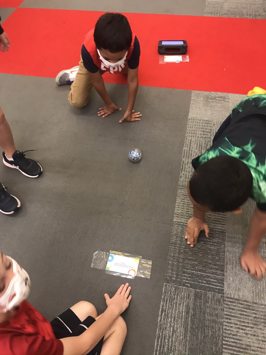TES_4Library's tweet photo. Who needs paper to learn Genre Vocabulary? Not Us at TES! We programmed a Sphero to roll from the Genre Name to definition for a Genre Challenge! @Boone_County @ThornwildeBoone @SuptTurner @SpheroEdu https://t.co/j9ybzqgmjs