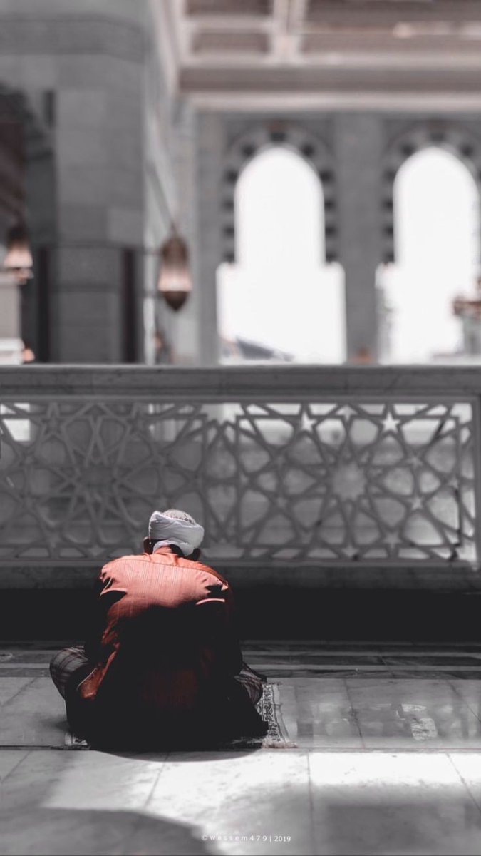 اللهم هب لنا الصبر على ما كرهنا من قضائك، والرضا بذلك طائعين، وهب لنا الشكر على ما جرى به قضاؤك، والاستكانة لحسن قضائك، متذللين خاضعين، رجاء المزيد والزلفى لديك يا كريم.
#اللهم_آمين