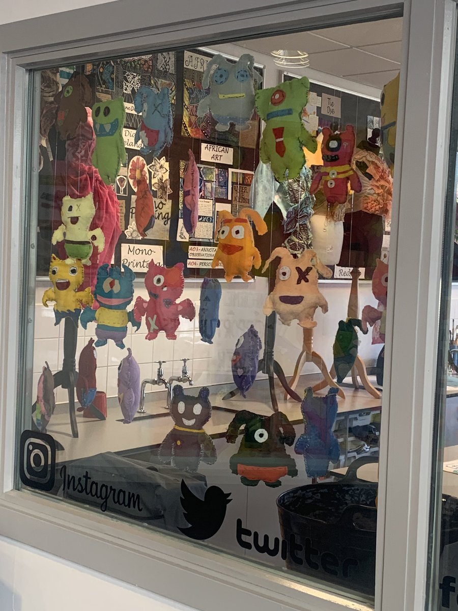 Kingsway Park High School Art Department tweet media