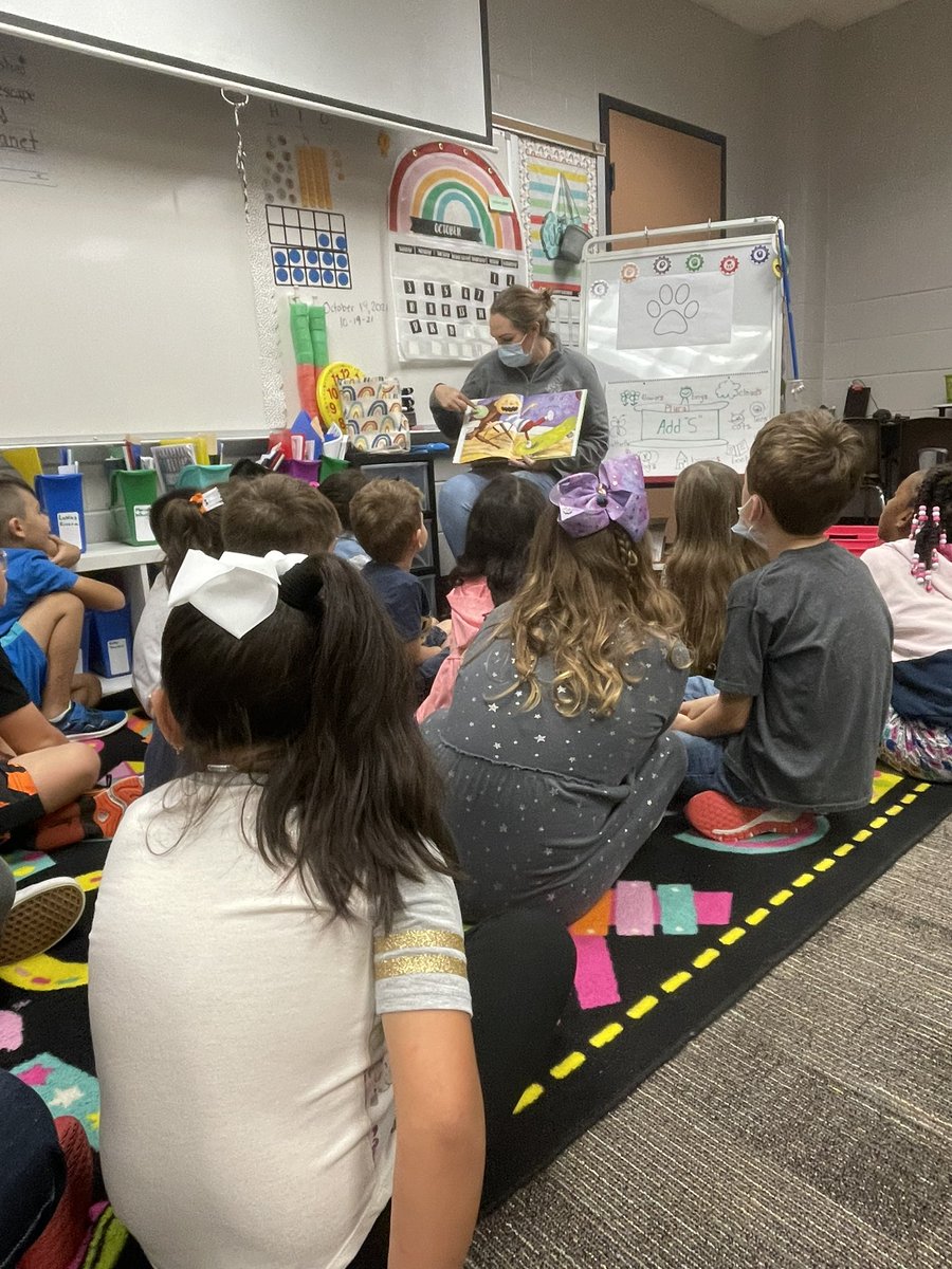 mrscrystaljames's tweet photo. We loved our lesson on self management today! I can’t wait to see students put this skill to use in my classroom! @HumbleISD_PFE @pfecounselor https://t.co/pIW5HIkOP7