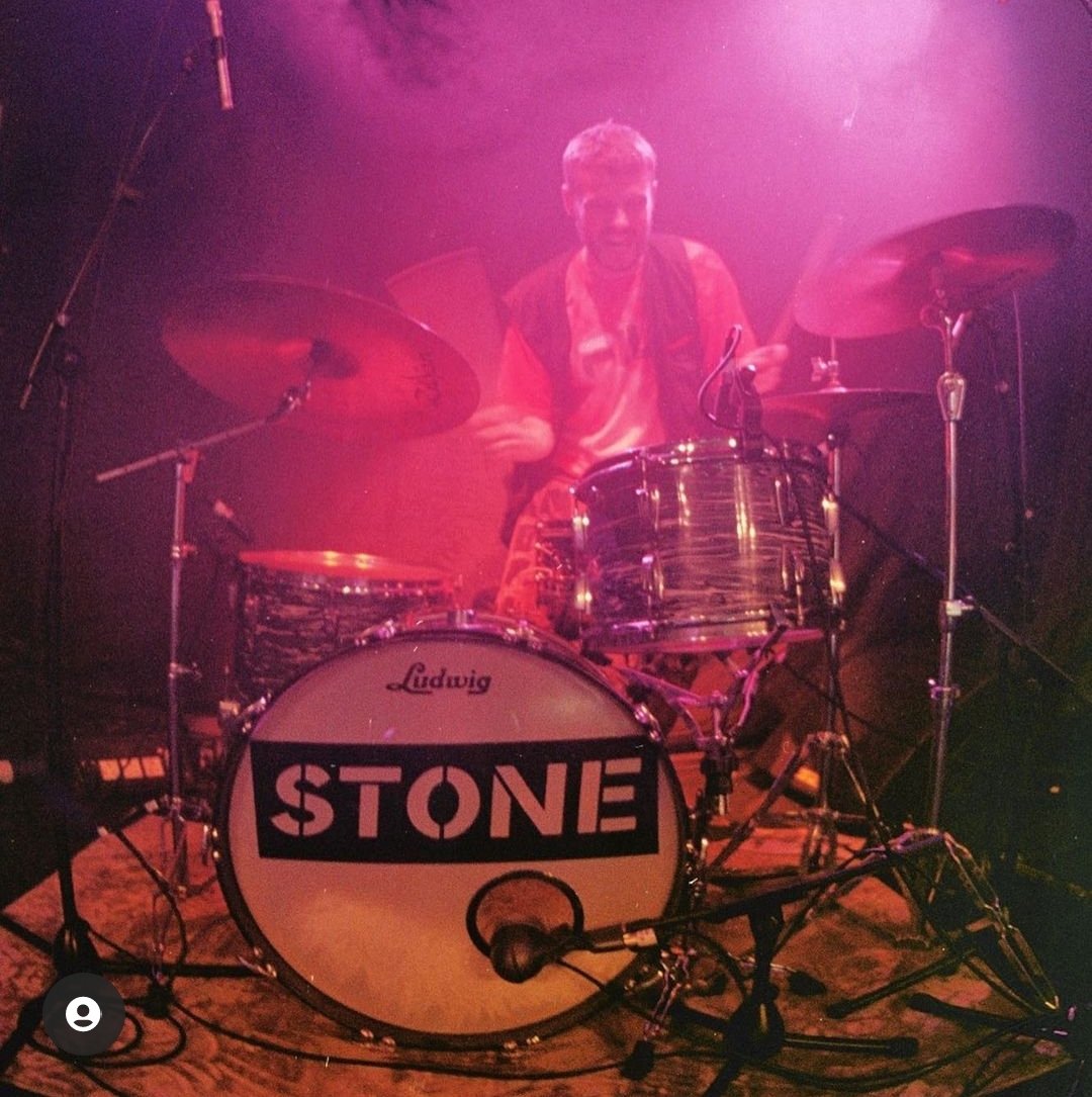 ANVIL_CM's tweet photo. It's great to see 4 young people following their dreams. 100% @STONELIVERPOOL have put so much hard work into their art, it's clearly paying off. 🤘💥 https://t.co/rXtxH7nnEo