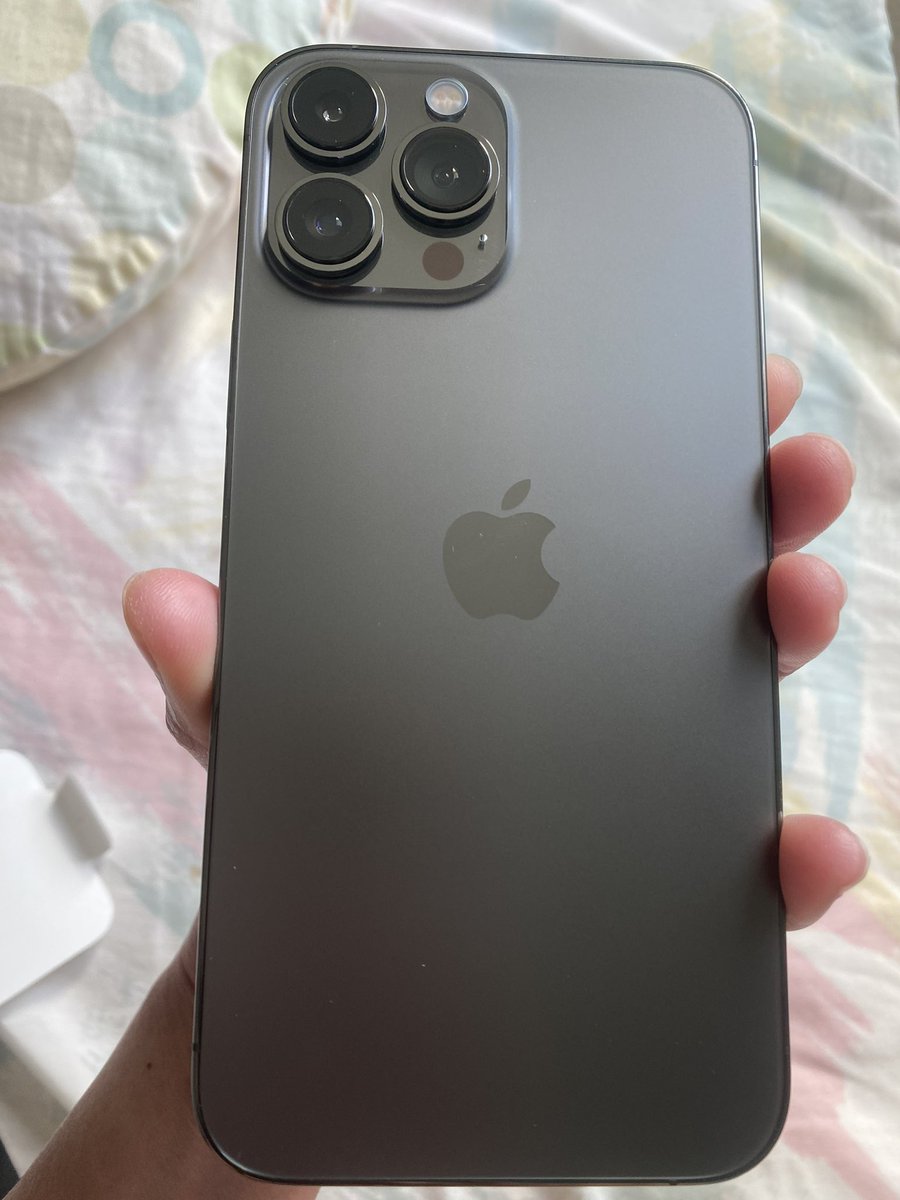 roque19_leslie's tweet photo. Upgraded my new iPhone 11 Pro Max to 13 Pro Max 📲💕 https://t.co/hStQvJtcpo
