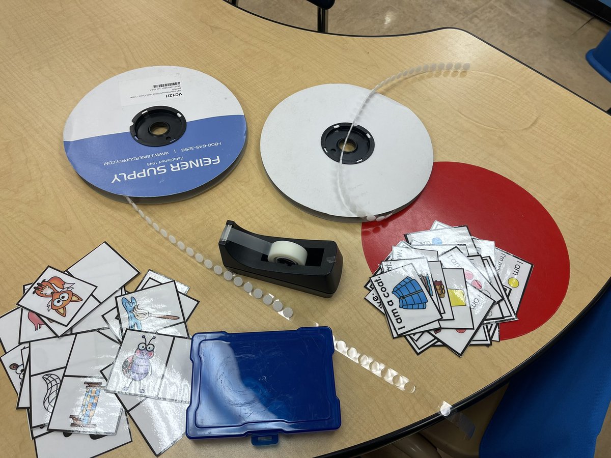 Serenity2326's tweet image. And it continues! New student means personality task boxes. Print, laminate, cut and repeat! #iteachprek #SpecialEducation #taskboxes #literacy #math