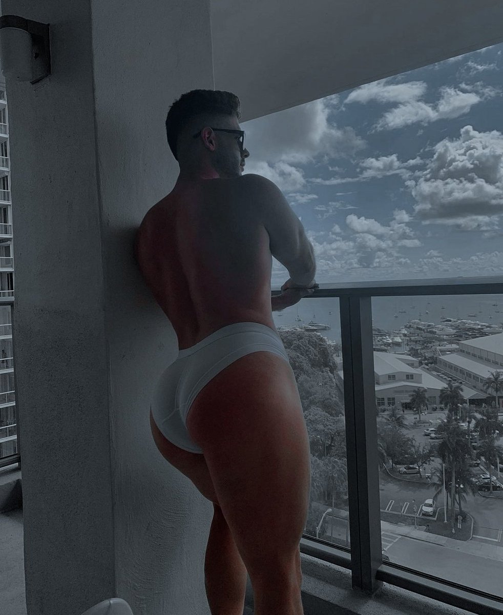 ㅤㅤㅤㅤ
ㅤㅤㅤㅤPensando si salir así hacia el mar.
ㅤㅤㅤㅤㅤㅤㅤㅤ