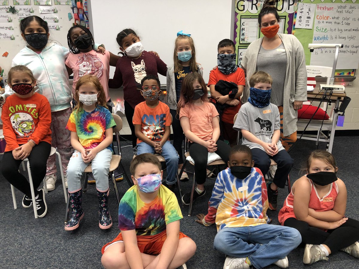 BethanyZahm's tweet image. The whole class got to participate in Unity Day with our homemade stickers! Orange you glad we aren’t bullying! #heartofccs #CCSUnity