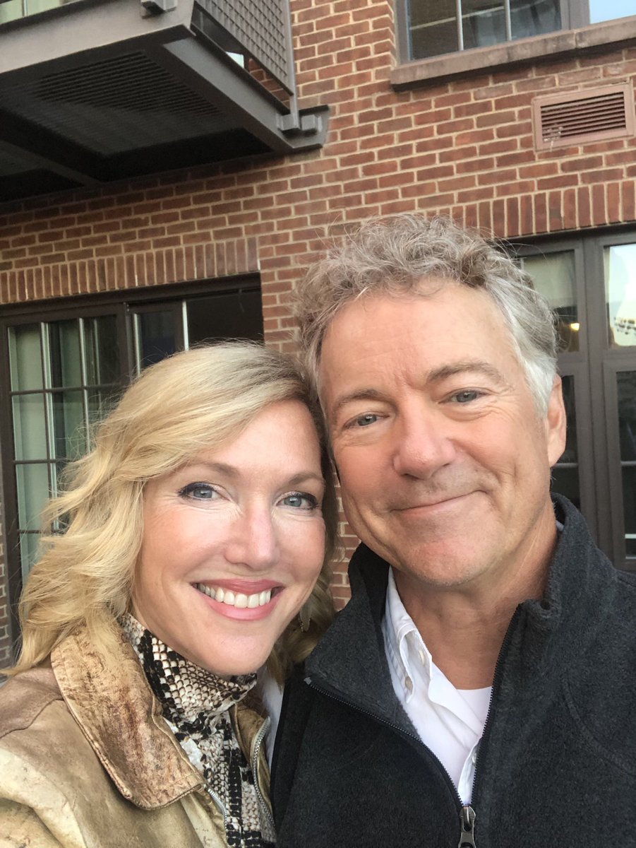 KelleyAshbyPaul's tweet photo. Getting ready to go out to dinner with this awesome man and celebrate 31 years of marriage! ❤️❤️❤️ https://t.co/zTz715dxJJ