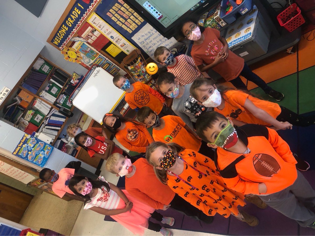 WaddingtonEP's tweet photo. It was a sea of orange at Waddington today!  @MissAlves5 @MrsDonnaLong @AlissaChamber14 @karen_gmoore @coryhowland https://t.co/NxRpdUpKth
