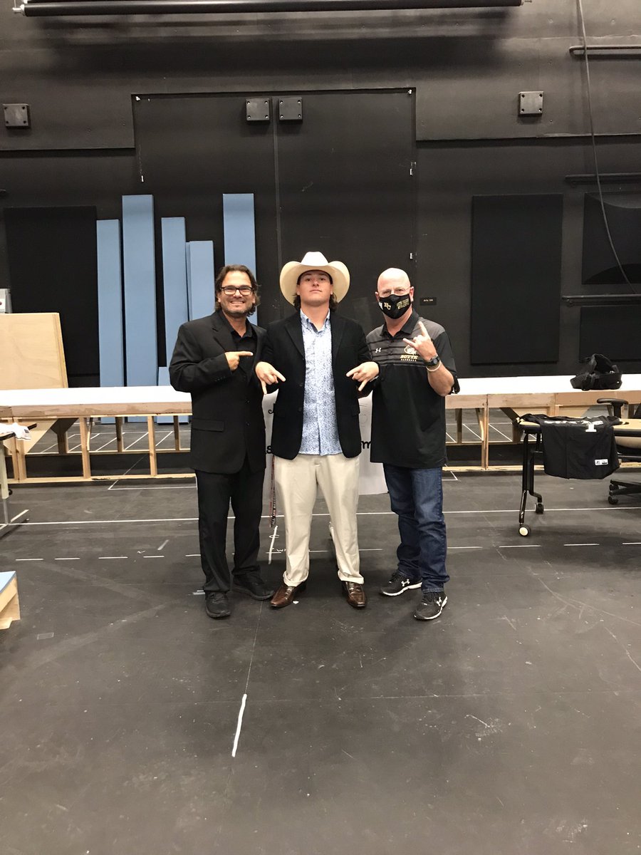 ButteBaseball's tweet image. Some great pics from todays 2021 Black and white World Series live draft. The kids did great! #tradition #maskson #thisisseriuos #makingmemories #whogonnawin #funtimes #vaccinated