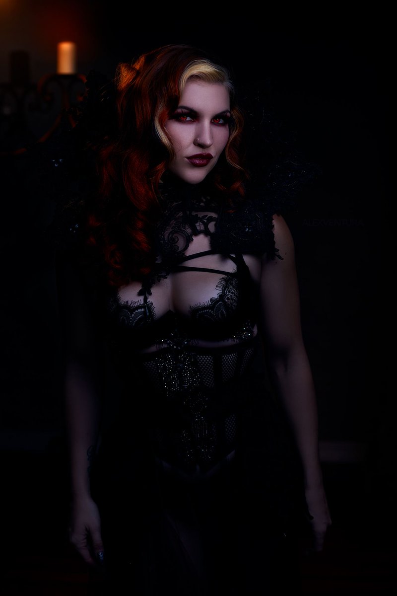 valexv84's tweet photo. I'll be your guide into the darkness. 😈

Model: Nikki Knockout
MUAH: Ashly Martinez
Location: Altered Visions Studio
Edited with NBP Retouch Tools
⠀
#portrait #houstonmodels #houstonmodel #htxmodel #strobist #ocf #offcameraflash #paulcbuff #nbpretouchtools #canon #evilqueen https://t.co/c4WzwG0xwk