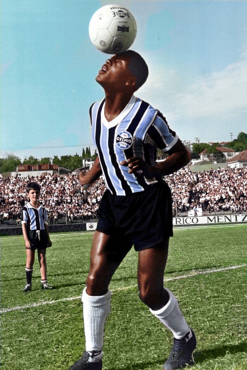 Everaldo. Gremio.