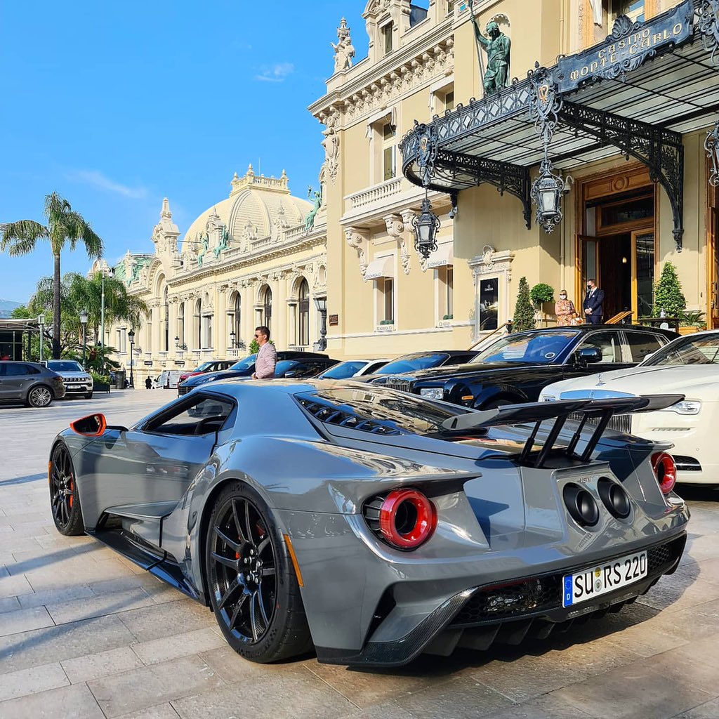 Car Pxrn tweet media