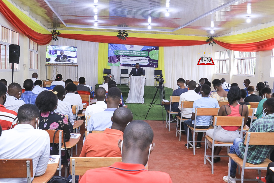 Ulbuja's tweet photo. Ce mardi, une conférence a été organisée à @Ulbuja pour marquer le 40e anniversaire du The Cameroon College of Arts, Science and Technology @ccastbambili . L'@Ulbuja a eu le privilège d'accueillir une conférence organisée par des anciens du #CCAST dispersés dans le monde . https://t.co/L5dfSoJf71