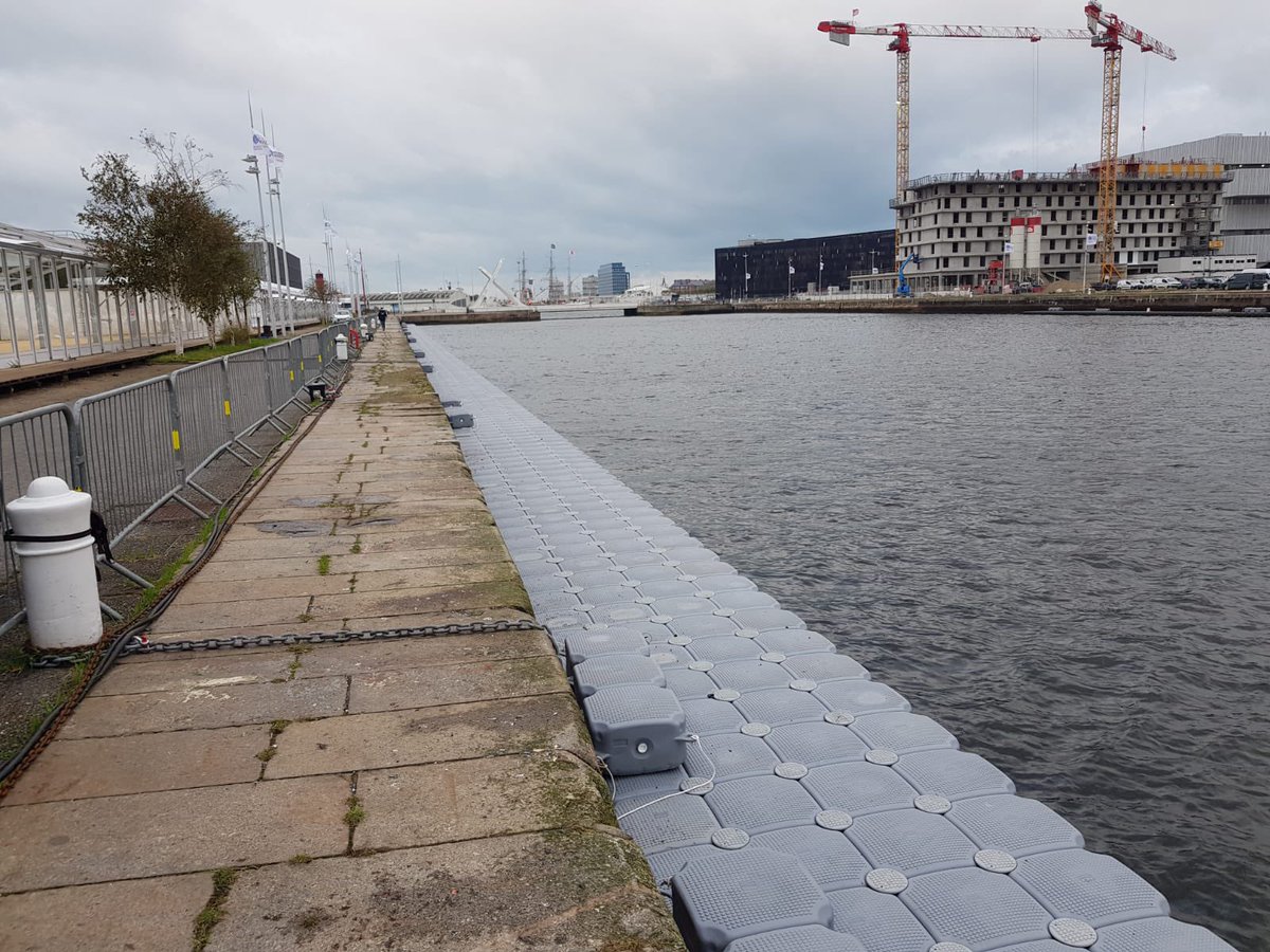 cubisystem's tweet image. #tjv2021
#cubisystem

Les pontons CUBISYSTEM sont en place et attendent les IMOCAS et les OCEAN FIFTY au bassin Paul Vatine au Havre.
Depuis 2001: 10eme
edition et 20 ans que CUBISYSTEM equipe les quais de depart de la Transat Jacques Vabre. 
Bravo à Yoann et à Marin pour ce job