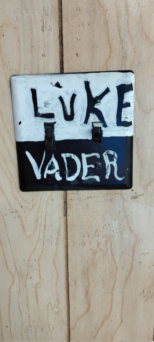 MsUrbanoMusic's tweet photo. In a portable far, far away... 

#usetheforce https://t.co/PA0NZeSWBZ