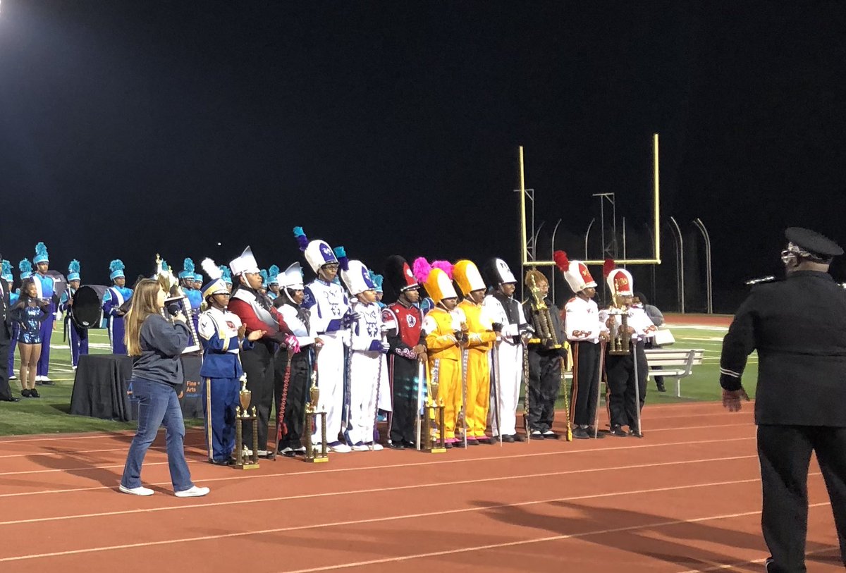 Ms. Wade (@wademusicnotes) on Twitter photo Yesterday was a great day for marching bands! Had a blast seeing former π π π¬ π¦
students together on the field. Music brings everyone together! πΆ #apsarts @sara_womack <a href="/midtownhighband/">Midtown High School Band</a> <a href="/erickson_sarah_/">Sarah Erickson</a> Yesterday was a great day for marching bands! Had a blast seeing former π π π¬ π¦
students together on the field. Music brings everyone together! πΆ #apsarts @sara_womack <a href="/midtownhighband/">Midtown High School Band</a> <a href="/erickson_sarah_/">Sarah Erickson</a>