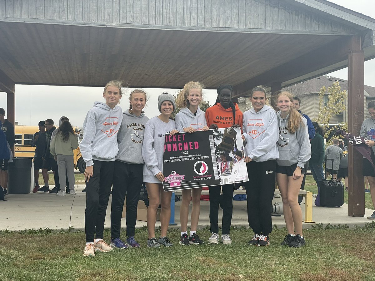 ahs_gcc's tweet photo. We are going to state!!! 🙌🏻🙌🏻🌪🔥🌪🌪🔥🙌🏻🙌🏻 https://t.co/4PUZZz6pCq