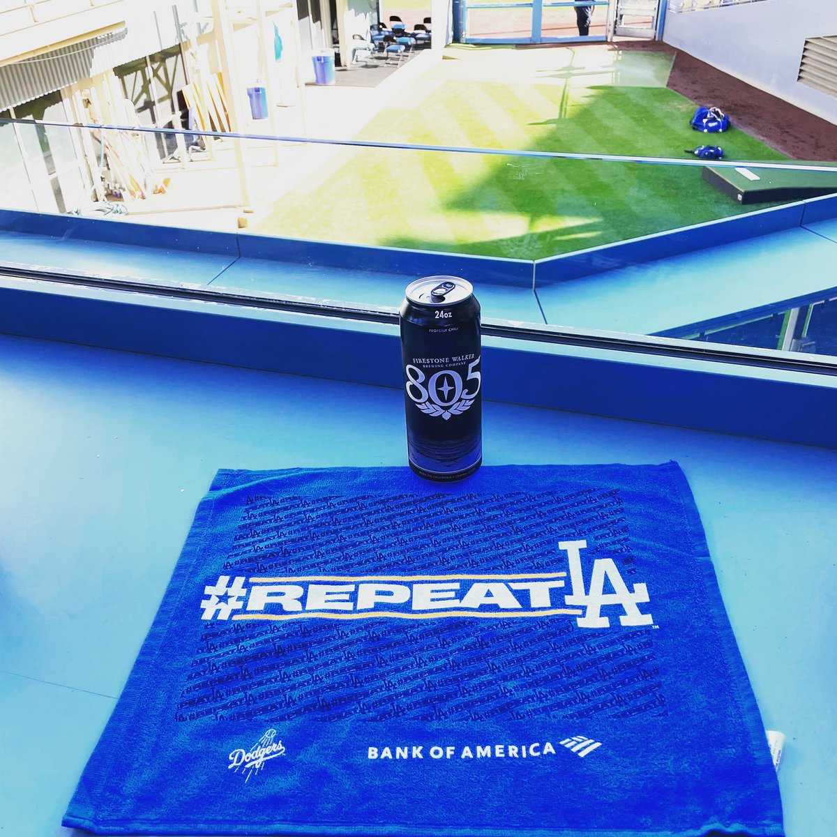 roblespan's tweet photo. Get ready for game 4. #ThisIsMyTown #ItsTimeForDodgersBaseball #LiveBreatheBlue #WeLoveLA #LetsGoDodgers #LADetermined #LABleedsBlue #ItsAnLAThing #RunItBack #DefendLA #ThisTeam #BuiltForOctober #BelieveLA #BlueOctober #BeatAtlanta https://t.co/JXNhmimnc5