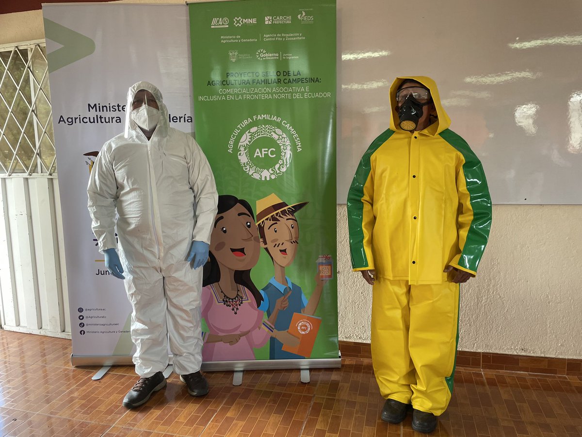 mbaquer's tweet photo. #ProyectoSelloAFC Hoy arrancamos en Carchi con la primera Escuela de Campo en BPA para la #AFC. En este módulo aprendimos sobre manejo integrado de plagas. @AgriculturaEc @FIEDSprograma @IICAnoticias @IICAEcuador @AgrocalidadEC @mne2019 @CarchiPrefectur https://t.co/dKnzCz3PCf