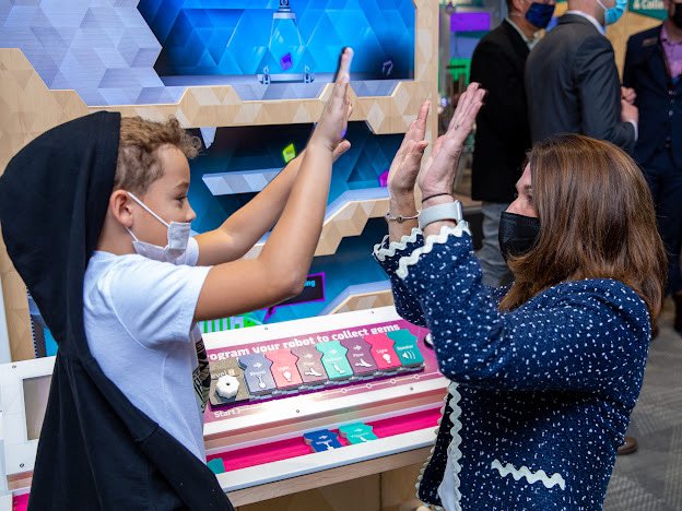 Massachusetts STEM Week tweet media