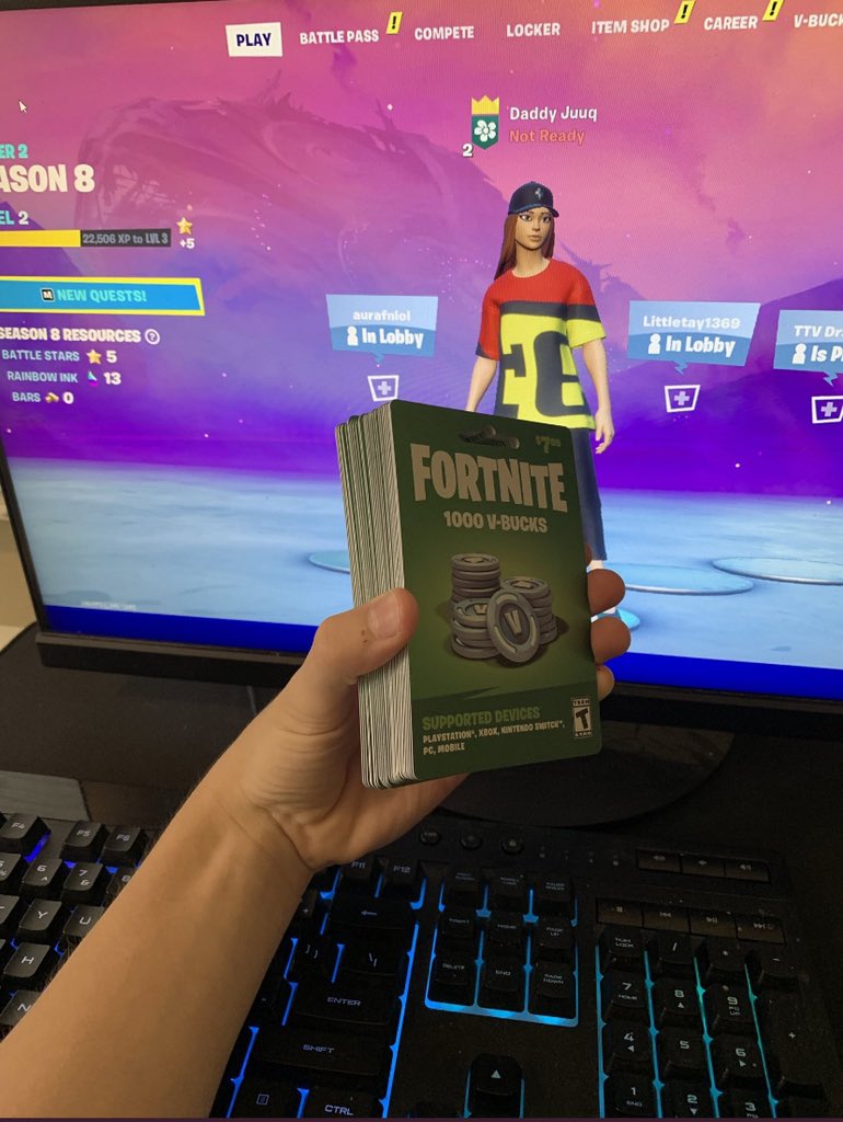 juuqttv's tweet photo. I'll give a 1.000 VBucks Card to someone who Follows Myself and @gredyyx + Retweets this in the next 12 Hours. Turn OUR Notis on! https://t.co/3X1q0vRIpt