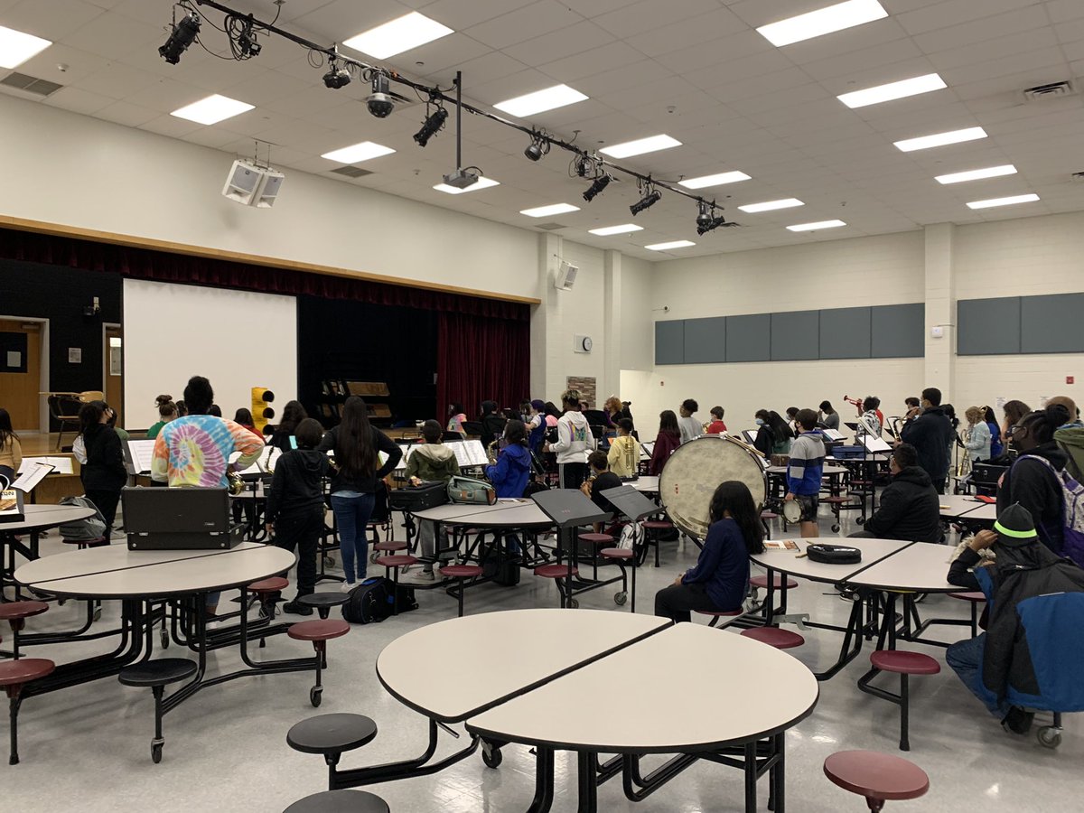 BandNeptune's tweet photo. First full band practice of the school year. Nothing like having a full room of excited band students!  @GablesMusic @NHSBand1 @Tom_Decker71 https://t.co/RGjWtdQ6Km