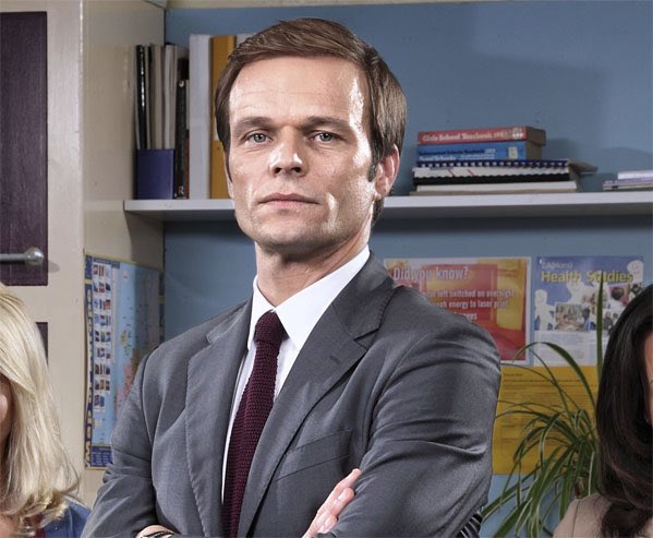 Michael Byrne

Known as the ‘Super head’

Head teacher at Waterloo Road

every kid deserves a chance at a good education

Single

Ships with chemistry 

RP account

OCs and crossovers welcome and appreciated 

RTs please?