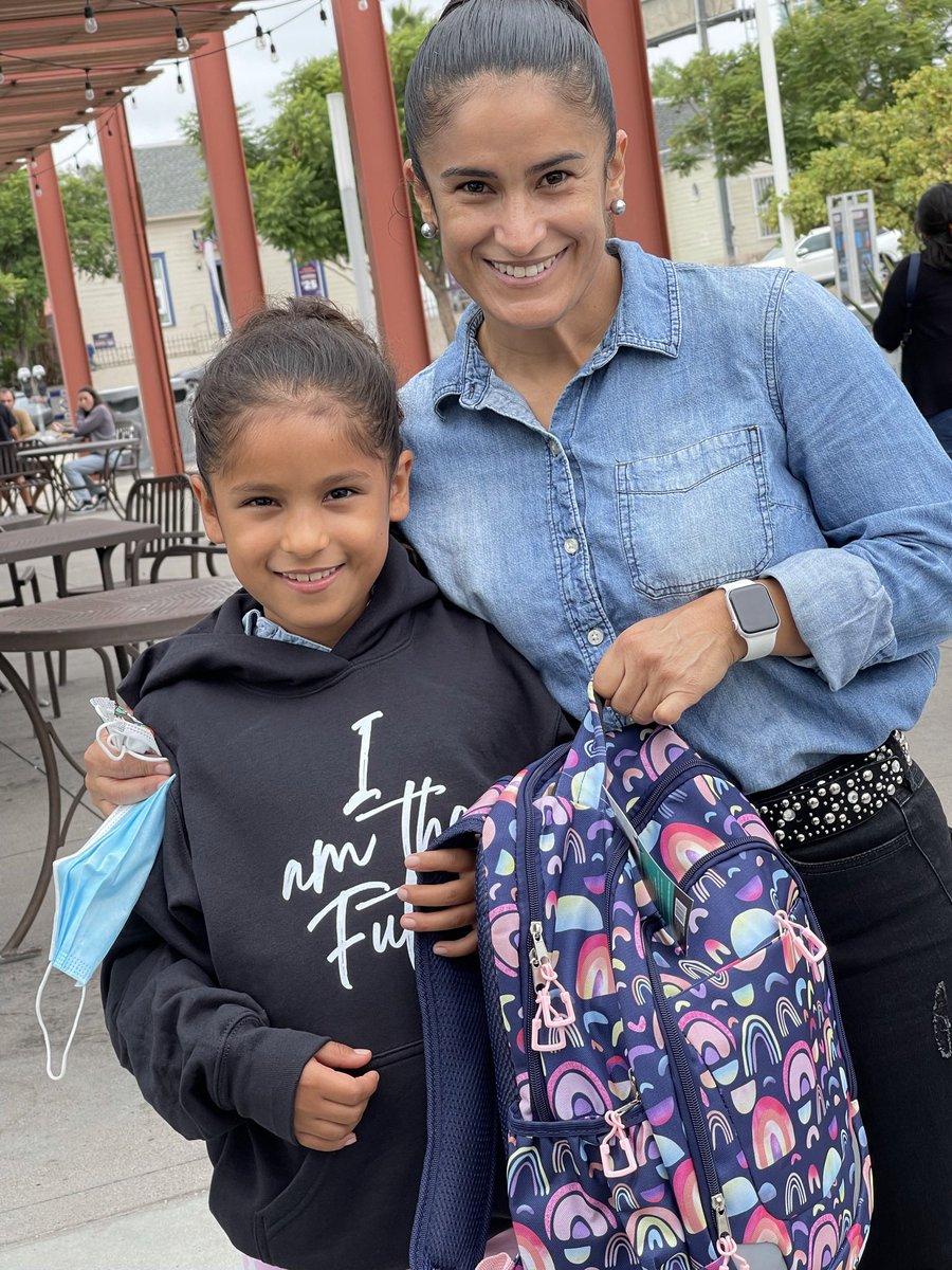 itsvasquez2u's tweet photo. LATE POST: Special thanks to @sd_fdn for supporting @UCSDCREATE’s summer STEAM camps! These are some of our participants that were recognized by staff to receive back to school gear, supplies, snacks and a sweater to remind them of who they are…the future! https://t.co/wsBtFZtVa7