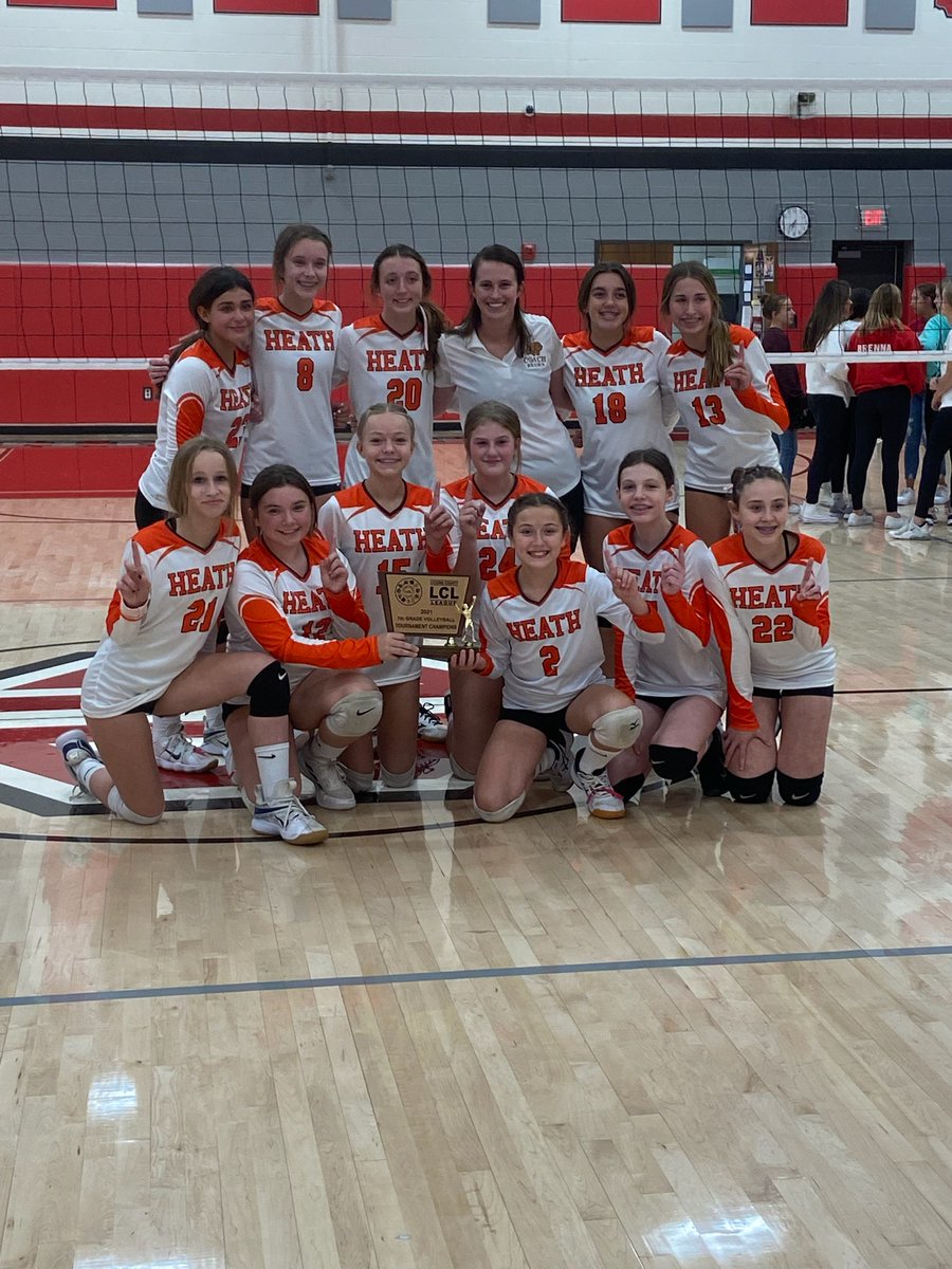 JHSJohnnies's tweet photo. Congrats to the 2021 7th Grade Volleyball LCL Champions - Heath Bulldogs 🏆
@heath_schools @HEATHHS_AD @VolleyballHeath 🏐🐶 https://t.co/XE0a4ZTAS0