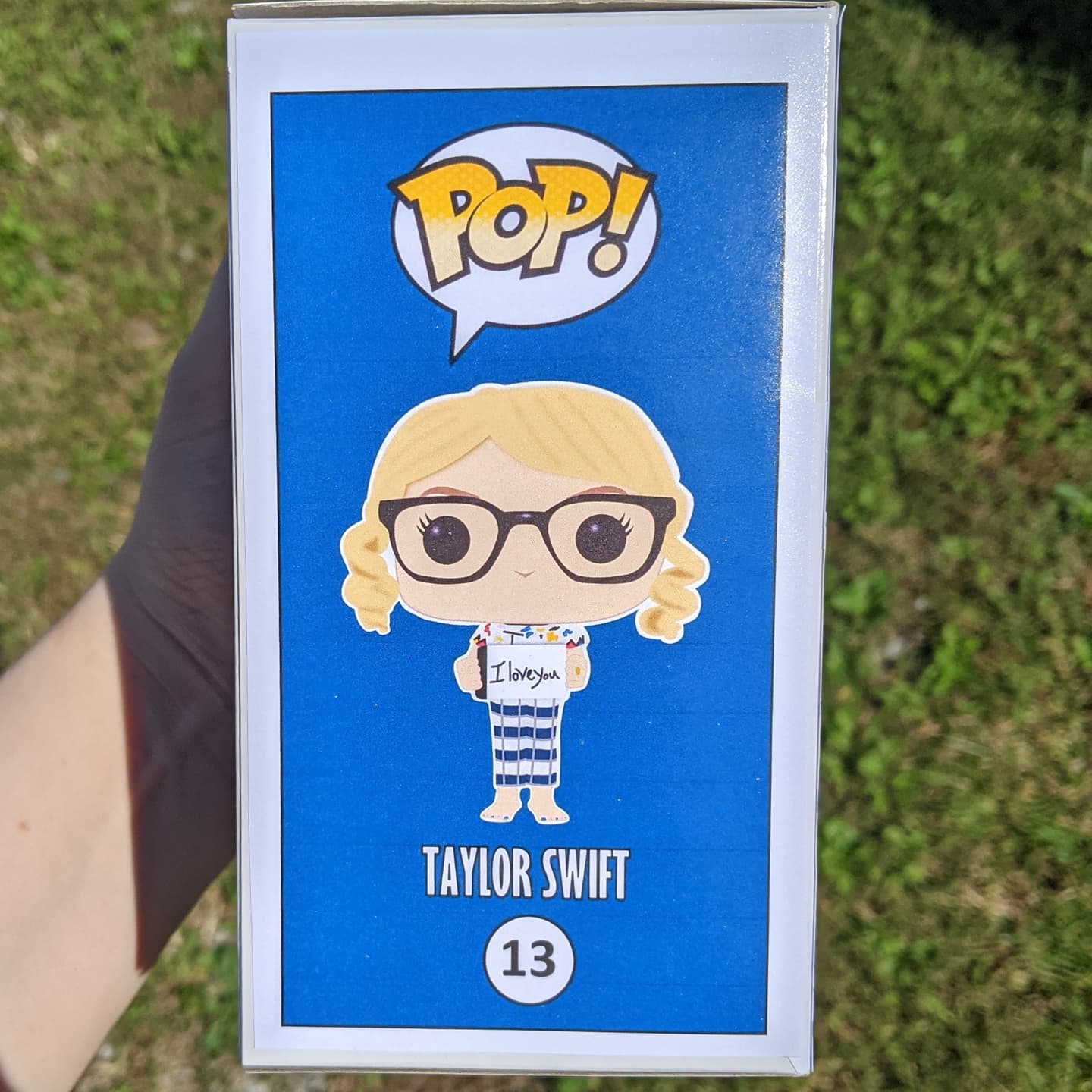 art.off.the.paige / Olivia on X: Taylor Swift You Belong With Me Custom  Funko Pop Chase Edition💛 DM for inquiries 🙂 #taylor #swift #taylorswift  #swiftie #swifties #taylornation #fearless #fearlesstaylorsversion #vault  #art #artist #paint #