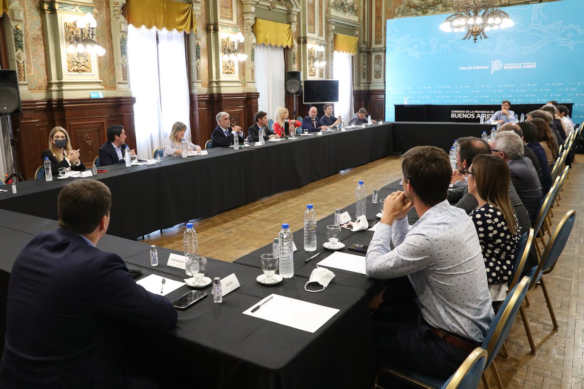 GLorenzino's tweet photo. Luego de participar de una reunión con el gobernador @Kicillofok e intendentes de la Provincia, desde @defensoriaPBA hemos dispuesto acompañar el control del congelamiento de precios anunciado por el gobierno nacional. https://t.co/lkDgURNlOf