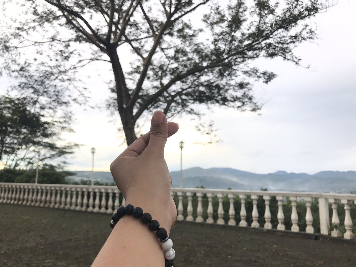 bluepinklemon's tweet photo. I already met his family last night 🥰
Unexpected again 😊
So happy ❤️❤️❤️
And 4th time road trip date 🛵🍃🍂
Such beautiful place 😍 https://t.co/MLDwTW2fr7