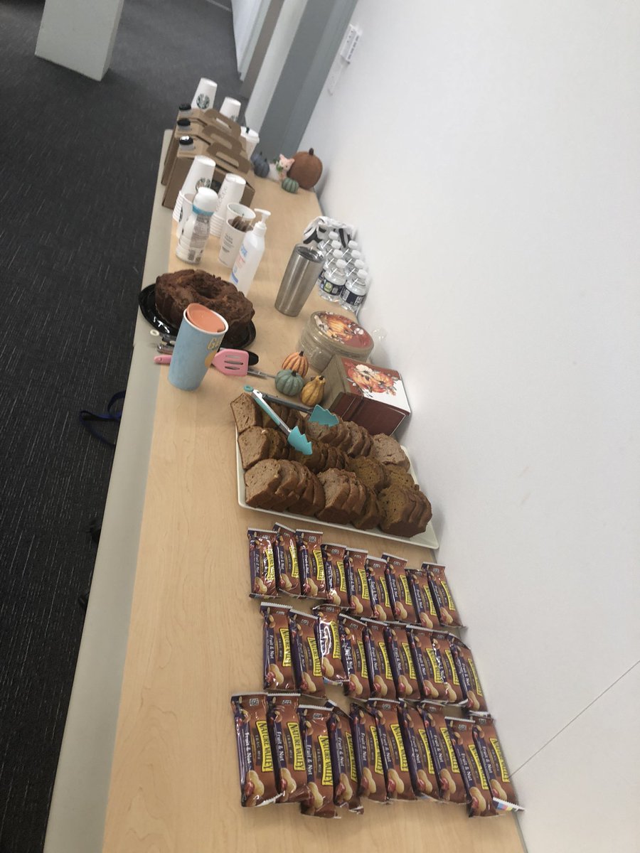 APSLiteracy's tweet photo. Great to be in person with our reading specialists for a day of learning today!  Thank you @SuptDuran for the swag bags and Scholastic books! https://t.co/54MMhjj7JI