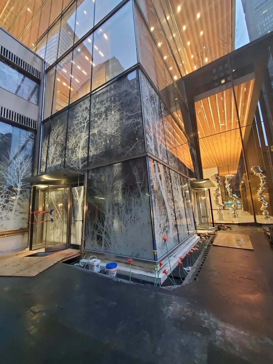 abcimaginghq's tweet photo. This is a window graphic installation we completed at One Vanderbilt in NYC. Want a window that can be read during the day and be backlit at night? At ABC Imaging we can image what you imagine!

#abcimaging #windowgraphics #nyc #onevanderbilt #lepavillon #newyorkcity https://t.co/0dqc0u7Ky0